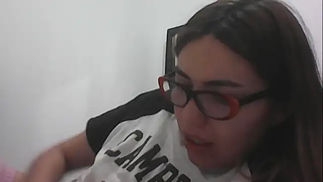 VittoriaTaylor online show from January 2025 02:05:01 PM