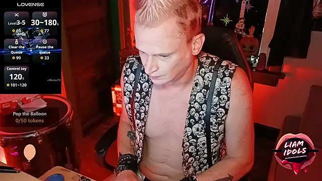 LiamIdols online show from November 2025 08:08:01 PM