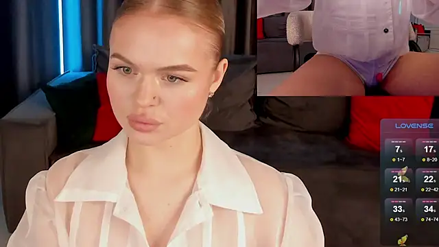 Snapshot of MilaFink chatting on February 2025 02:19:02 PM MilaFink online show from February 2025 02:19:02 PM