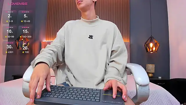 Cum hunters online show from September 2025 03:28:01 AM