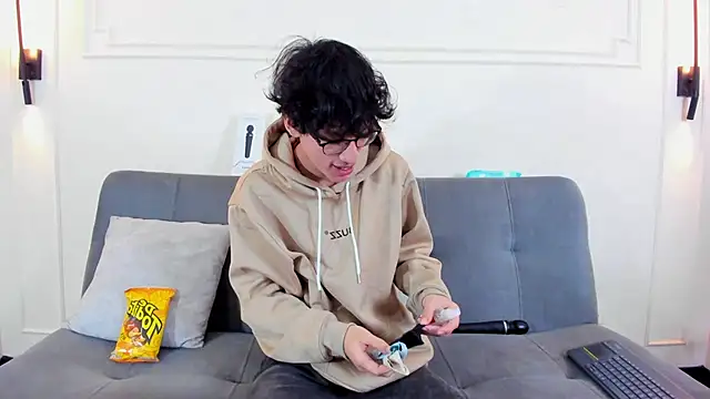 Cum hunters online show from February 2026 03:16:02 AM