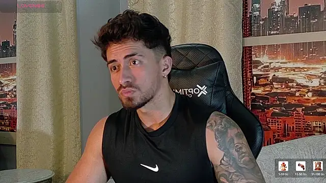 Snapshot of Brad_Summer chatting on June 2026 09:39:02 PM Brad Summer online show from June 2026 09:39:02 PM
