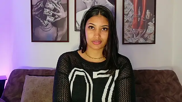 loretahorny online show from November 2025 01:24:03 PM