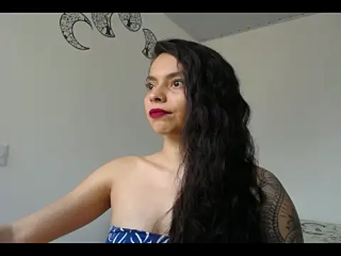 lana roman online show from February 2025 07:41:02 PM