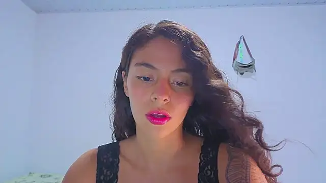 lana roman online show from June 2026 02:33:01 AM