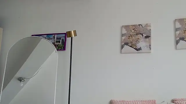 Andrewine89 online show from April 2026 08:24:02 PM