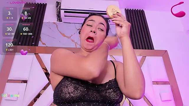 Snapshot of miilaklum chatting on September 2025 06:55:01 PM miilaklum online show from September 2025 06:55:01 PM