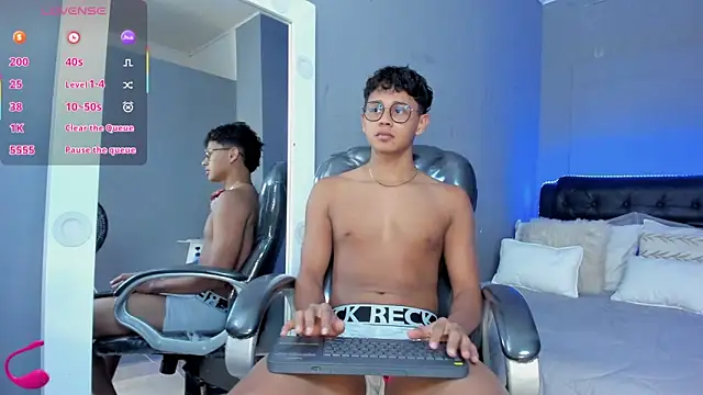 Dawn16  online show from November 2025 09:27:02 PM