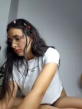 Snapshot of baaby-miiaa chatting on February 2025 05:07:02 AM baaby-miiaa online show from February 2025 05:07:02 AM