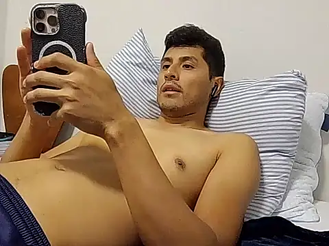 PerroDemonioHot online show from September 2025 04:01:01 AM