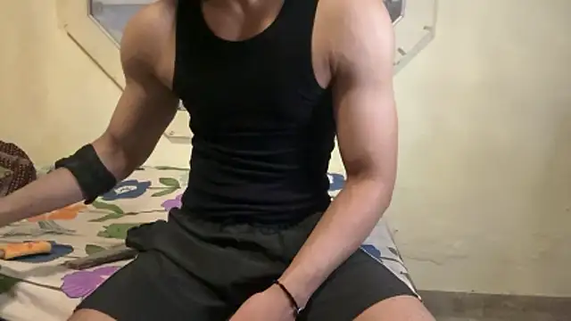 hot hunk boy online show from July 2026 06:21:01 PM