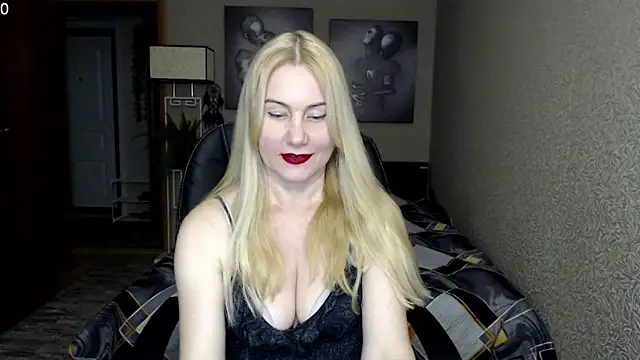Snapshot of _Mire11a69 chatting on February 2025 08:14:02 PM  Mire11a69 online show from February 2025 08:14:02 PM