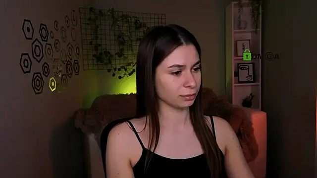 flora ri online show from December 2025 10:10:02 AM