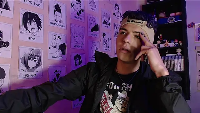 Snapshot of Mickey_Magic chatting on January 2025 09:18:02 AM Mickey Magic online show from January 2025 09:18:02 AM