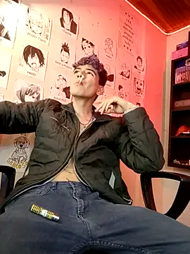 Snapshot of Mickey_Magic chatting on February 2025 06:45:01 PM Mickey Magic online show from February 2025 06:45:01 PM