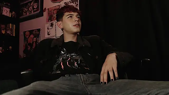 Snapshot of Mickey_Magic chatting on March 2025 07:22:02 AM Mickey Magic online show from March 2025 07:22:02 AM