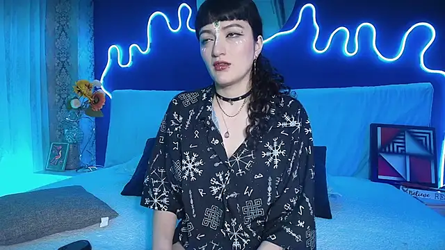 JeanneSabatier online show from April 2026 07:33:02 PM