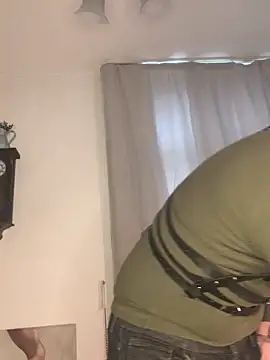 AssHunter4k online show from February 2025 09:58:02 AM