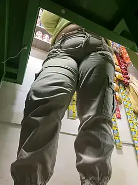 Miia Jazmin online show from January 2025 12:18:01 PM