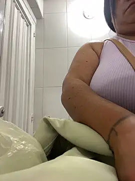 Miia Jazmin online show from February 2025 05:09:01 PM