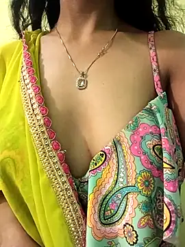 Miss Cuteness online show from March 2025 02:34:02 PM