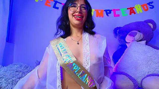 MiaFlamesxxx online show from November 2025 04:12:02 AM