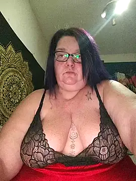 diosacurvy1984 online show from February 2026 11:12:01 PM