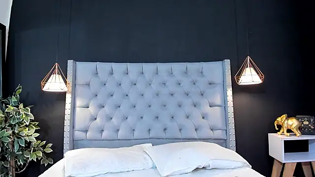 Snapshot of AlexaMora_ chatting on March 2025 11:01:02 AM AlexaMora online show from March 2025 11:01:02 AM