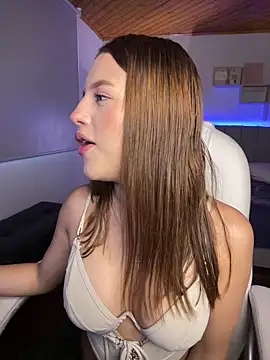 Sofia18 pinkk online show from September 2025 09:59:02 PM