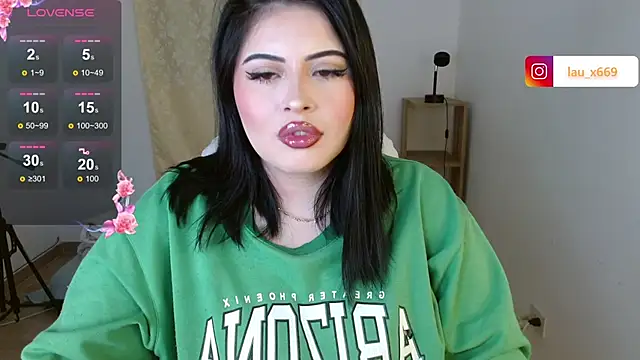 isabella1616 online show from September 2025 04:07:01 AM