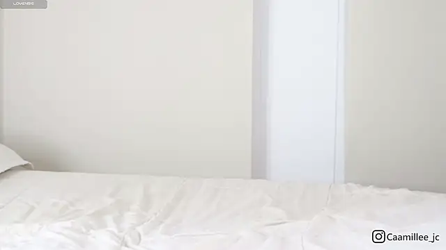 caamillee  online show from December 2025 04:32:01 AM