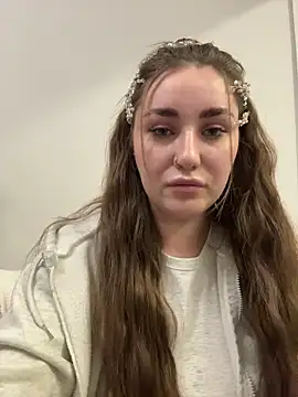 KiraBarlows online show from February 2026 07:14:02 PM