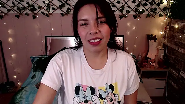 cute bunny95 online show from March 2025 07:15:01 PM