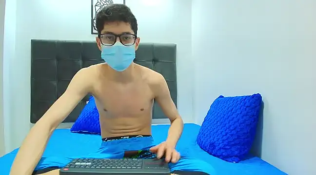 wolfandsky online show from January 2025 02:35:01 PM