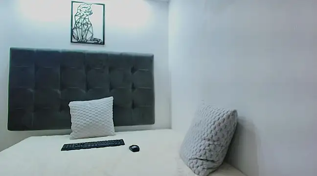 wolfandsky online show from February 2025 11:39:02 AM