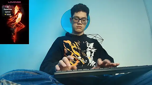 wolfandsky online show from September 2025 11:46:02 AM