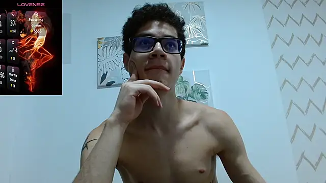 wolfandsky online show from November 2025 10:59:01 AM