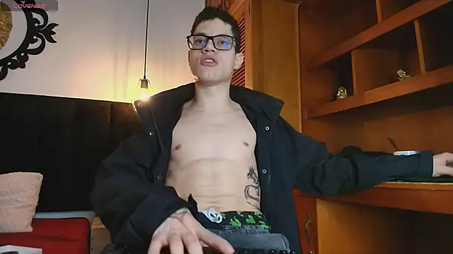 wolfandsky online show from April 2026 11:36:01 AM