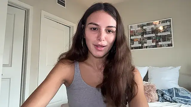 graciesmith27 online show from June 2026 06:33:02 PM