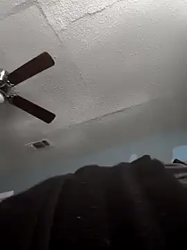 Burrrucecold00 online show from February 2025 04:24:02 PM