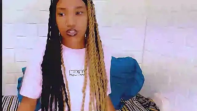 EroticSexyPrada online show from March 2025 07:17:01 PM