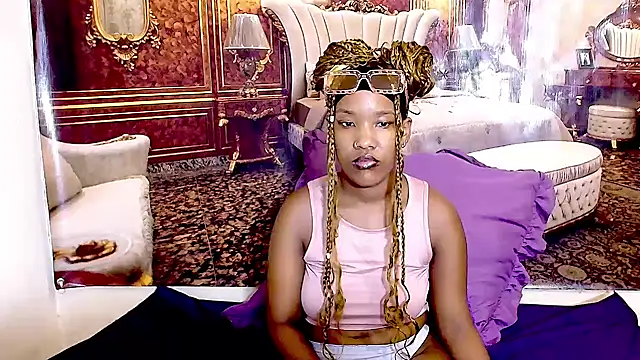 EroticSexyPrada online show from February 2026 04:59:02 PM