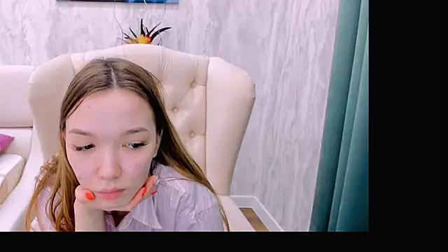Snapshot of SusannJohnson chatting on February 2025 01:10:02 PM SusannJohnson online show from February 2025 01:10:02 PM