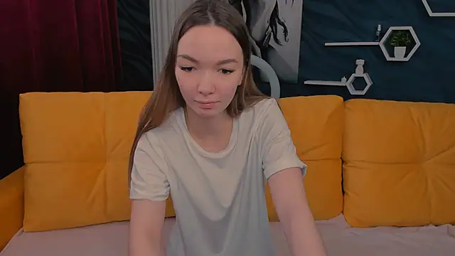Snapshot of SusannJohnson chatting on February 2025 03:21:02 AM SusannJohnson online show from February 2025 03:21:02 AM