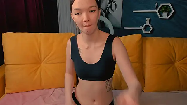 Snapshot of SusannJohnson chatting on February 2025 02:10:02 PM SusannJohnson online show from February 2025 02:10:02 PM