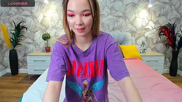Snapshot of SusannJohnson chatting on March 2025 06:09:01 AM SusannJohnson online show from March 2025 06:09:01 AM