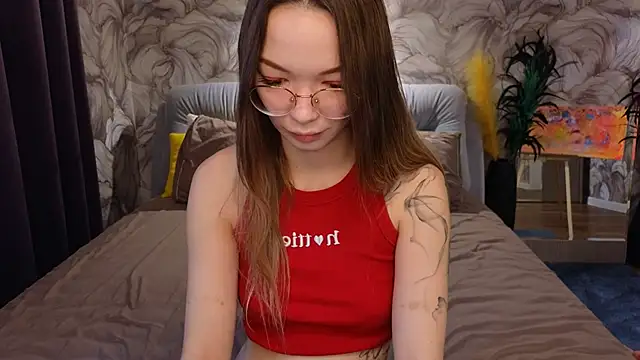 Snapshot of SusannJohnson chatting on September 2025 12:21:01 AM SusannJohnson online show from September 2025 12:21:01 AM