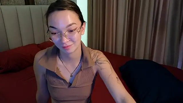 SusannJohnson online show from May 2026 11:23:04 PM