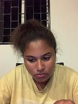 Snapshot of madell chatting on March 2025 05:29:01 PM madell online show from March 2025 05:29:01 PM
