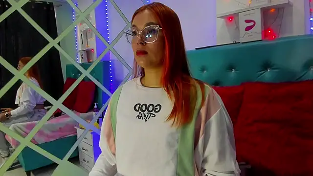 Sophie new25 online show from March 2025 11:55:02 AM